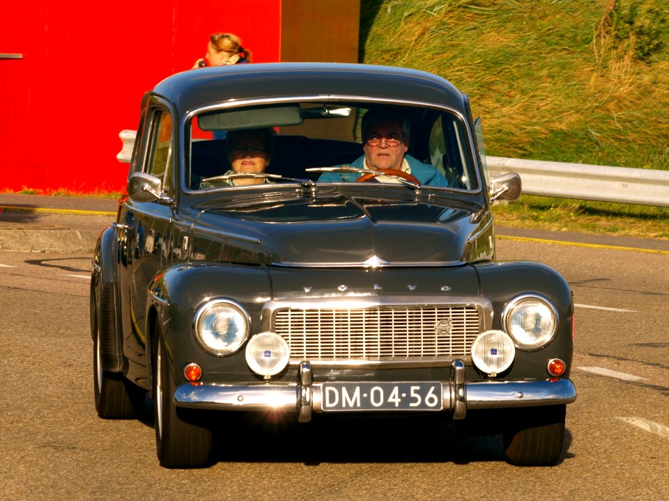 1965_Volvo_544_pic2