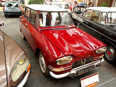 1965_Citroën_AMI_6,_2_cylinder,_602_cm3,_25,5hp,_pic