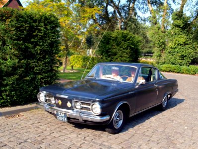 1965_Valiant_Barracuda_photo-1