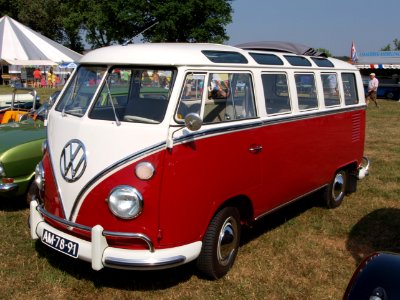 1964_Volkswagen_251_pic3