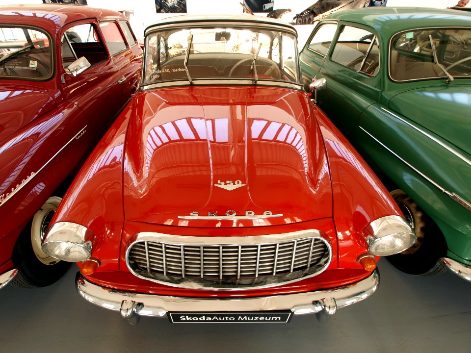 1959_Skoda_450,_type_984_pic3