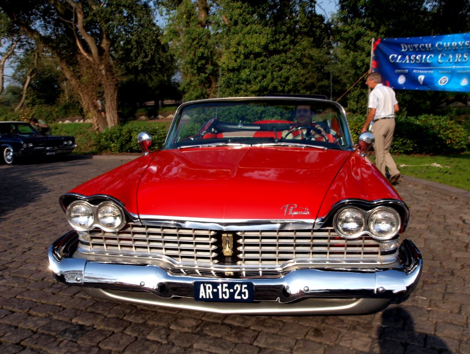 1959_Plymouth_Sport_Fury_photo-9