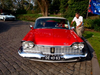 1959_Plymouth_Sport_Fury_photo-5
