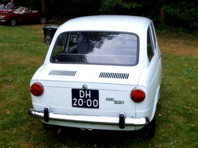 1965_Fiat_850_pic1