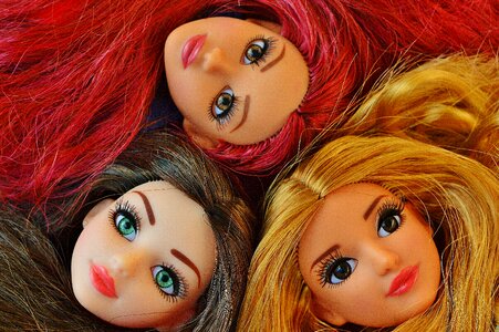 Clique doll pretty