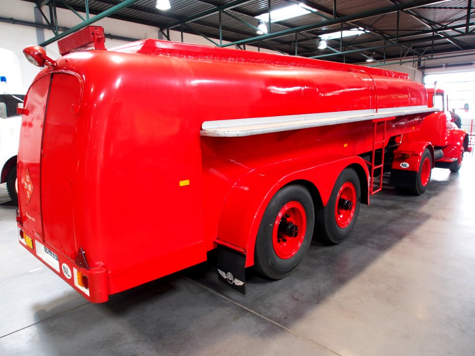 1964_DAF_Torpedofront-truck,_pic2