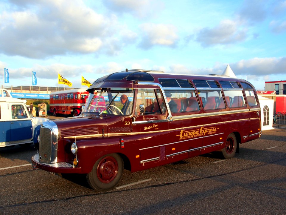 1959_Mercedes-Benz_L312slash48_pic3