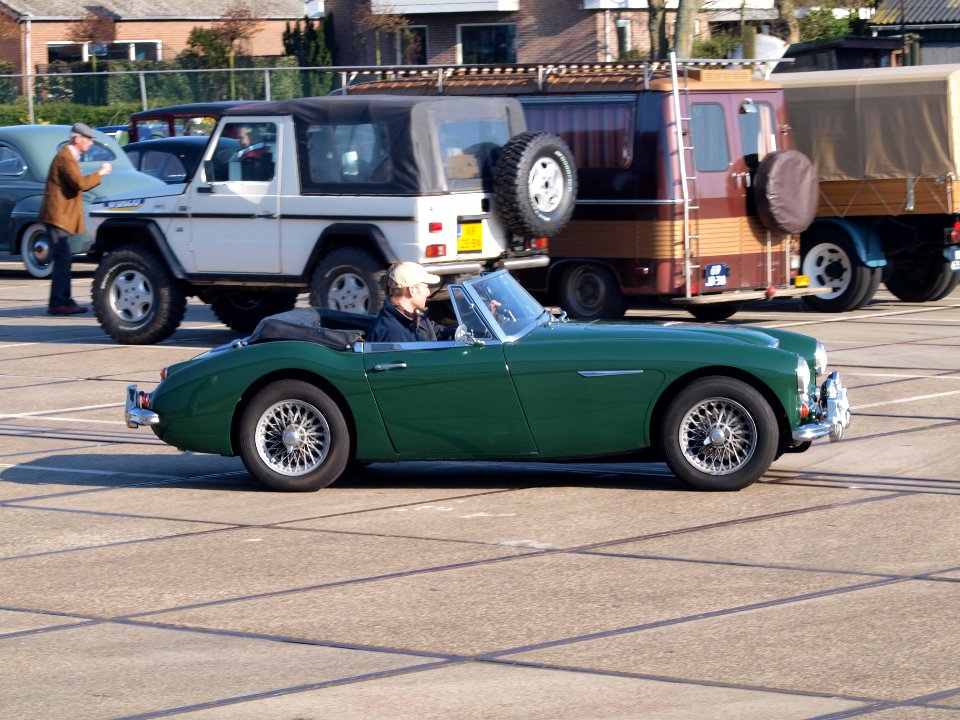 1967_Austin_Healey_3000_MK_III,_Dutch_licence_registration_AH-42-25,_pic3