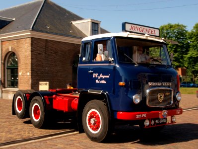 1963_Scania_LBS_7631_(1963),_Dutch_licence_registration_BE-60-07_pic1