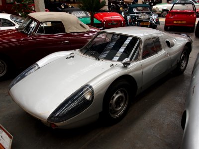 1963_Porsche_904_Carrera_GTS,_4_cylinder,_1996_cm3,_185cv_pic7