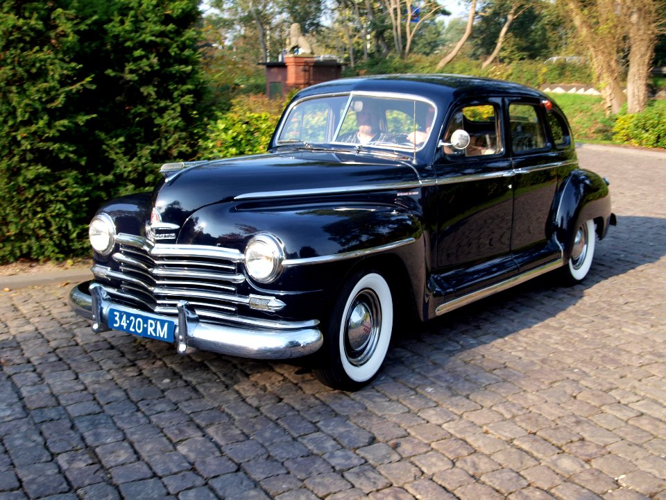 1949_Plymouth_Satelliete_photo-2