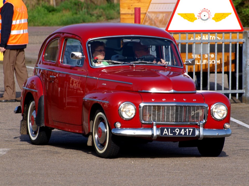 1963_Volvo_P1100