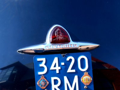 1949_Plymouth_Satelliete_photo-6_Tail_light