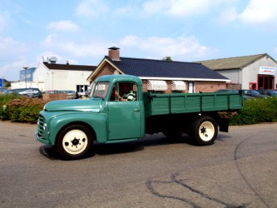 1958_Citroen_23_R4_pic2