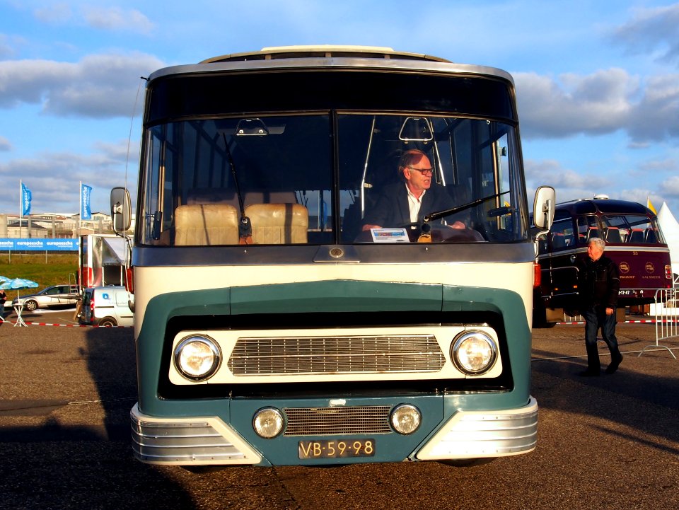 1963_Leyland_Royal_Tiger_Cub_autobus_pic-012
