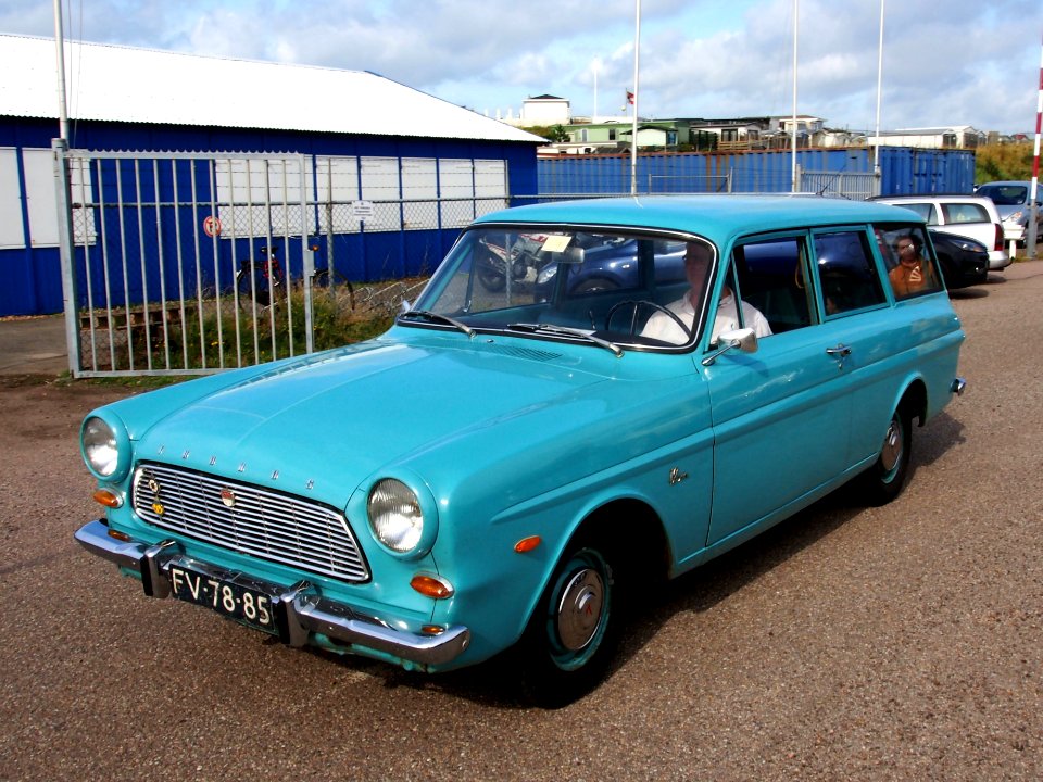 1965_Ford_taunus_12M_P4_pic3