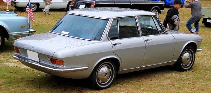 1966_Mazda_Luce_1500_Deluxe_rear
