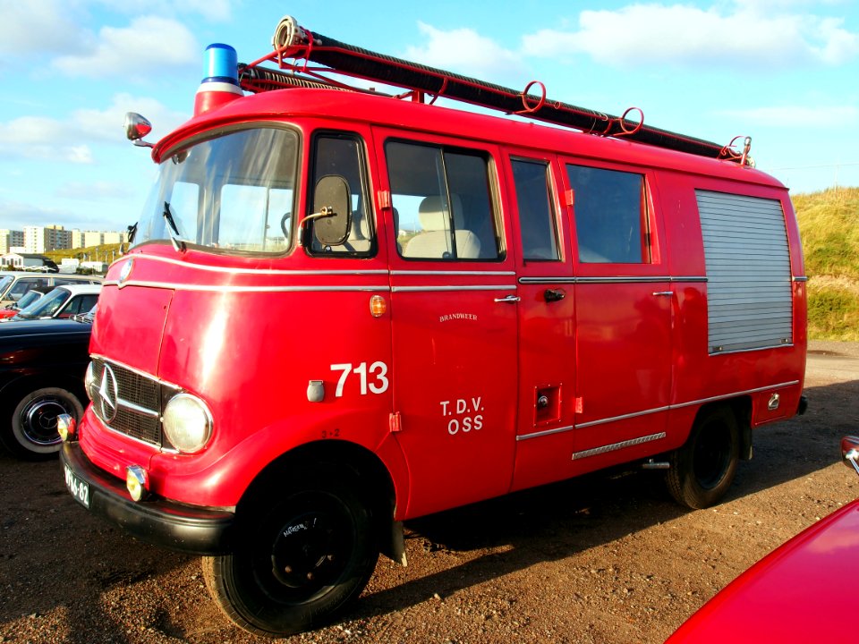 1966_Mercedes-Benz_L408slash28_pic-002