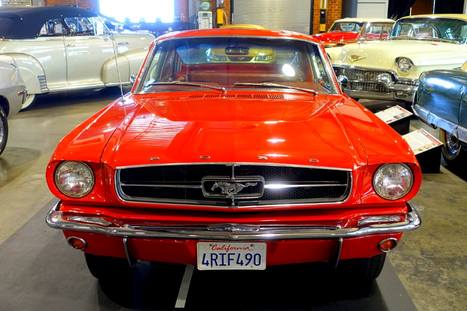 1965_Ford_Mustang_-_Automobile_Driving_Museum_-_El_Segundo,_CA_-_DSC01430