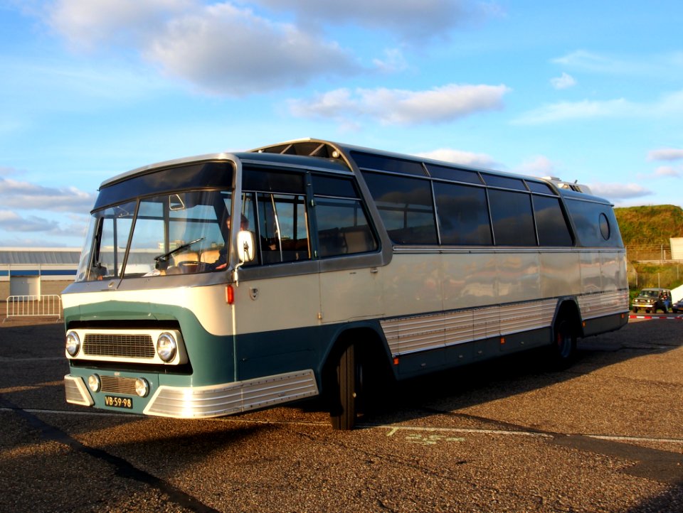1963_Leyland_Royal_Tiger_Cub_autobus_pic-008