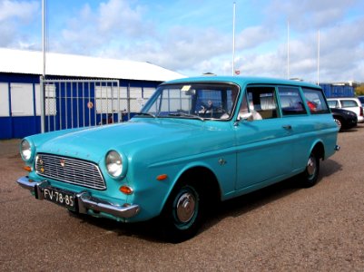1965_Ford_taunus_12M_P4_pic4