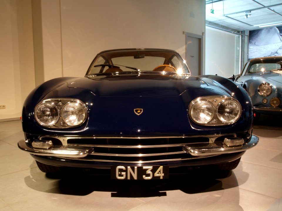 1965_Lamborghini_350_GT_p2