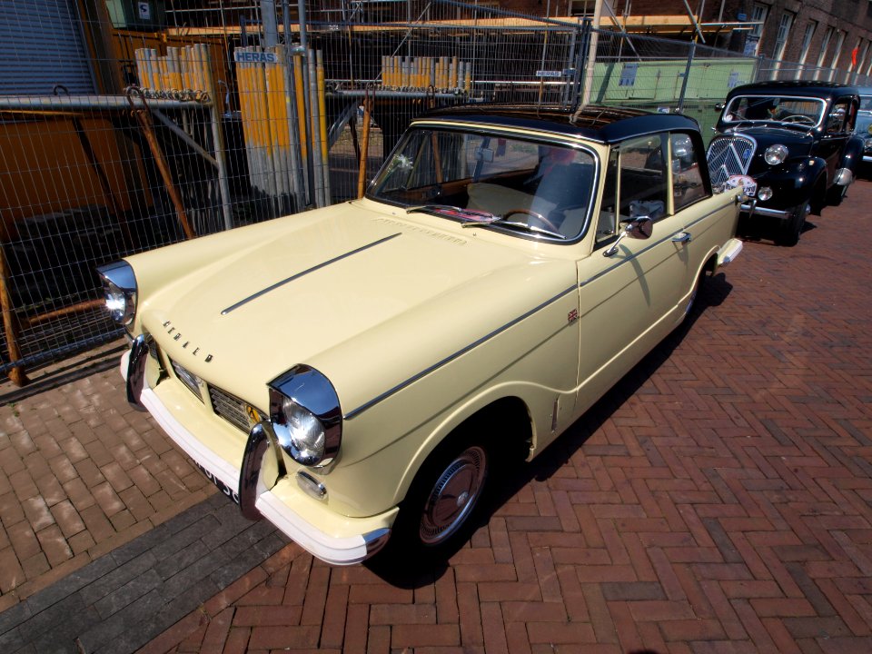 1963_Triumph_Herald_1200_AM-01-36_P5