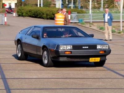 1981_De_Lorean_DMC,_Dutch_licecence_registration_ZS-46-LL