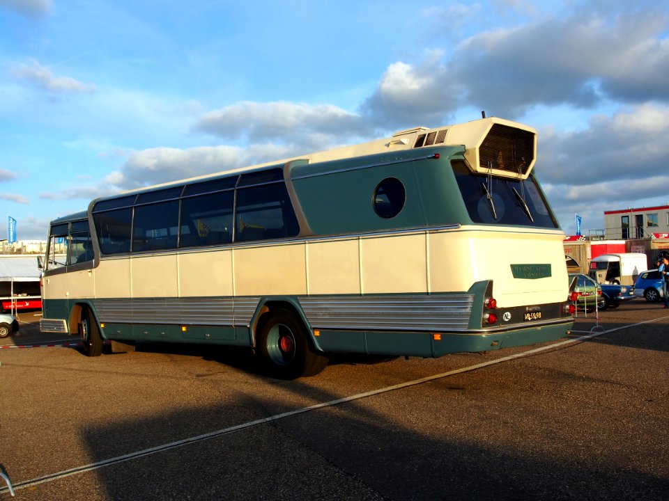 1963_Leyland_Royal_Tiger_Cub_autobus_pic-002