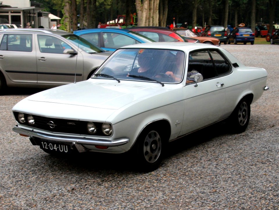 1972_Opel_Manta_pic1