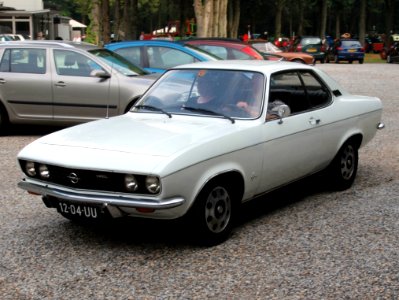 1972_Opel_Manta_pic1