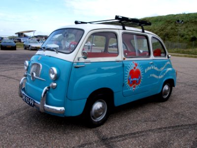 1963_Fiat_600D_Multipla_pic1