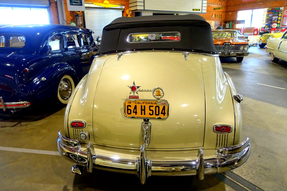 1948_Chevrolet_Fleetmaster_Convertible_-_Automobile_Driving_Museum_-_El_Segundo,_CA_-_DSC01626