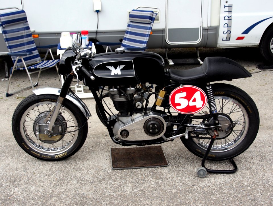 1949_Matchless_350cc_No54,_pic1