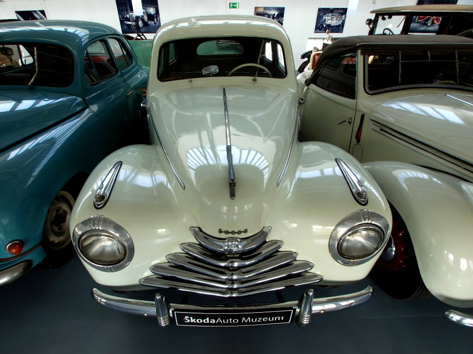 1948_Skoda_1101_Tudor_type_938_pic2