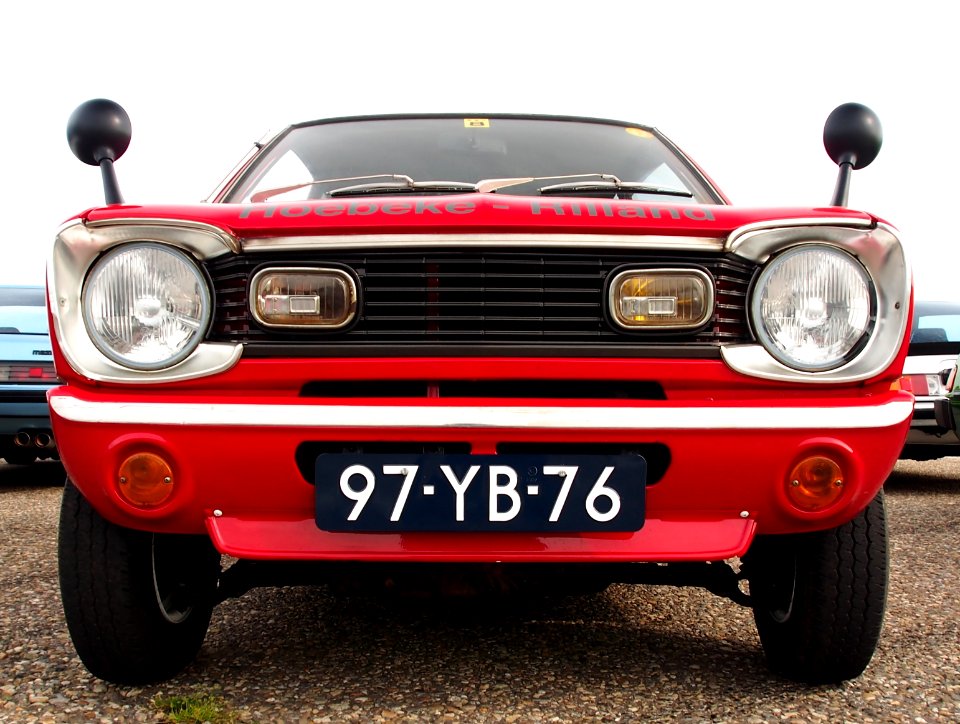 1972_MAZDA_CHANTEZ-GL,_licence_97-YB-76_pic4