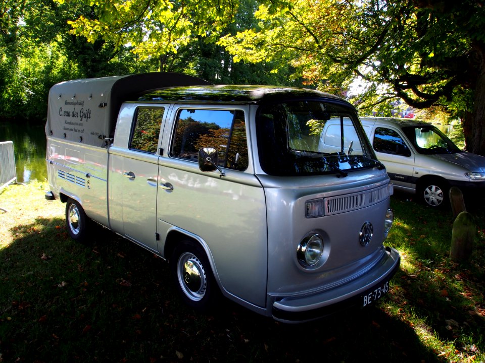 1974_VW_pick-up_pic1