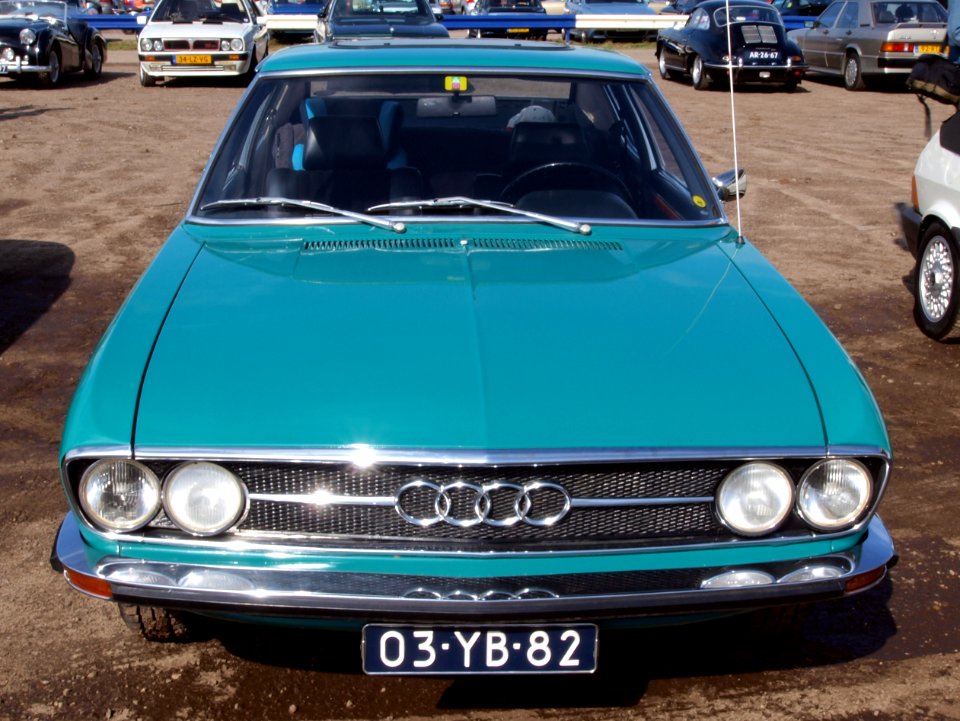 1973_Audi_100_Coupe_S_pic3