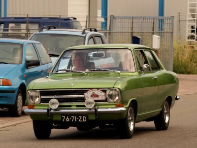 1973_Opel_Kadett_12_pic-001
