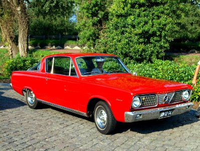 1966_Plymouth_Barracuda_photo-3