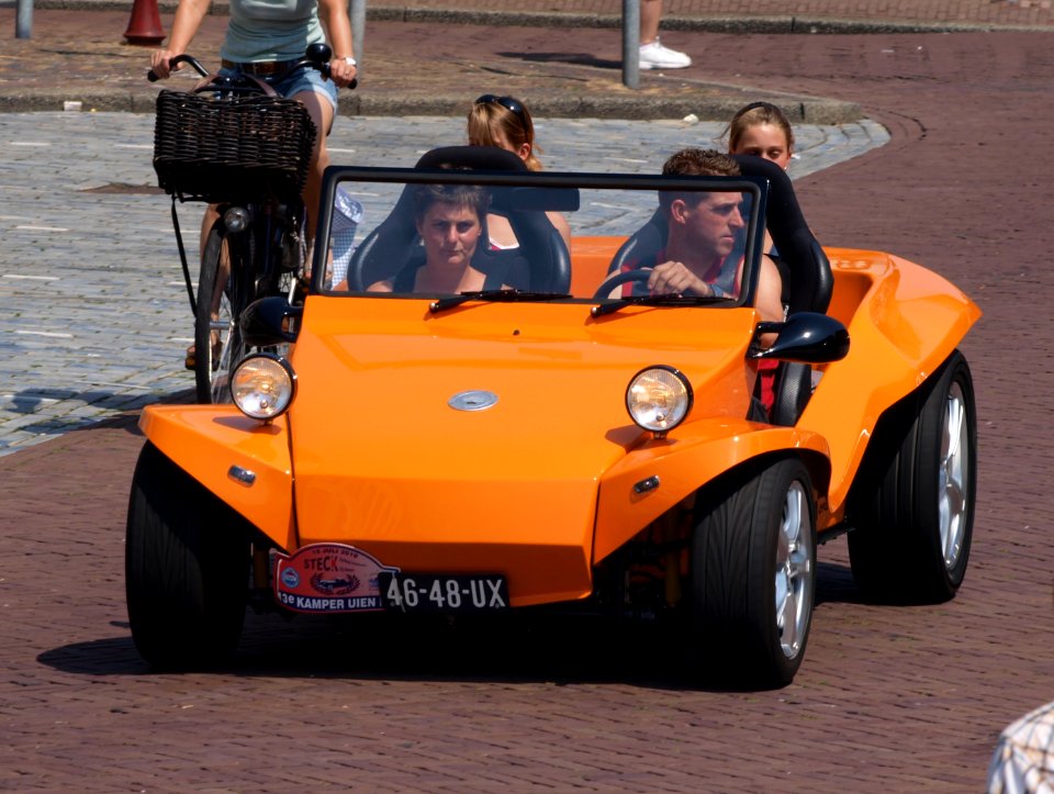 1972_VW_Buggy_46-48-UX_p1