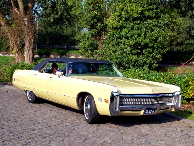 1972_Chrysler_Imperial_Le_Baron_photo-2