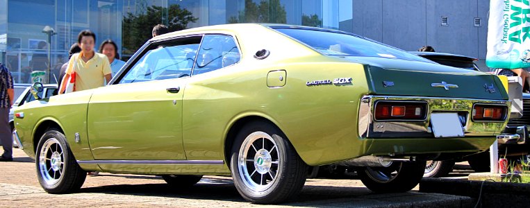 1974_Nissan_Laurel_Hadtop_2000SGX_rear
