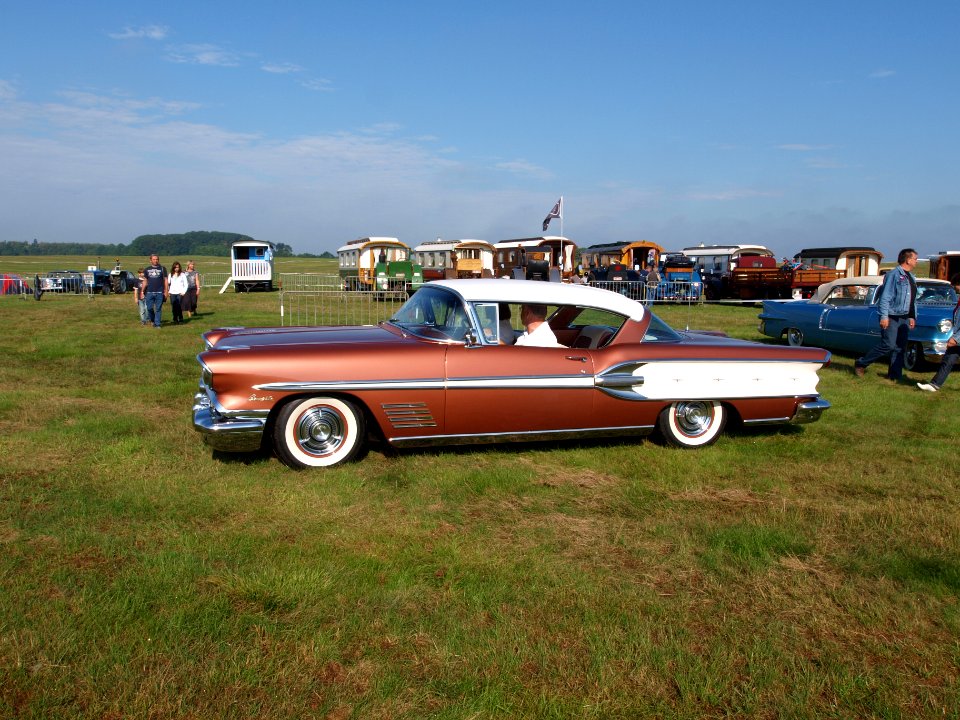 1958_Pontiac_Bonneville