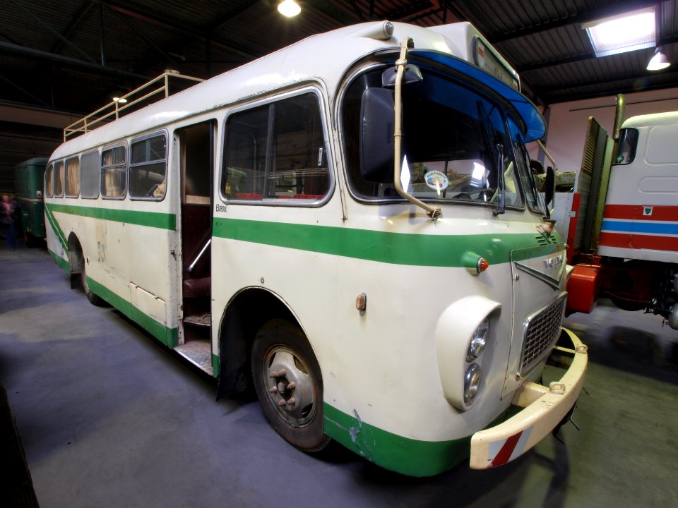 1958_Volvo_bus,_pic4