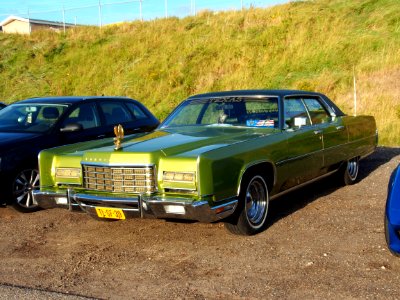 1973_Lincoln_Continental_pic2 photo