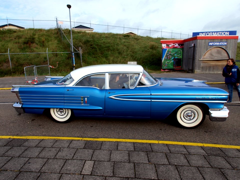 1958_Oldsmobile_Eighty_Eight_pic6