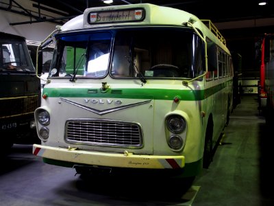 1958_Volvo_bus,_pic1