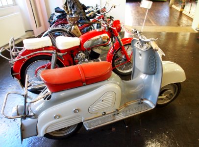 1957_Zundapp_Bella_146cc_7,3hp_80kmh_bild_2