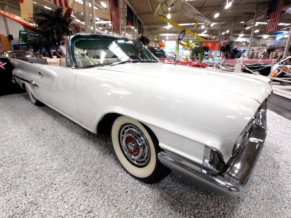 1961_Chrysler_300G_pic2